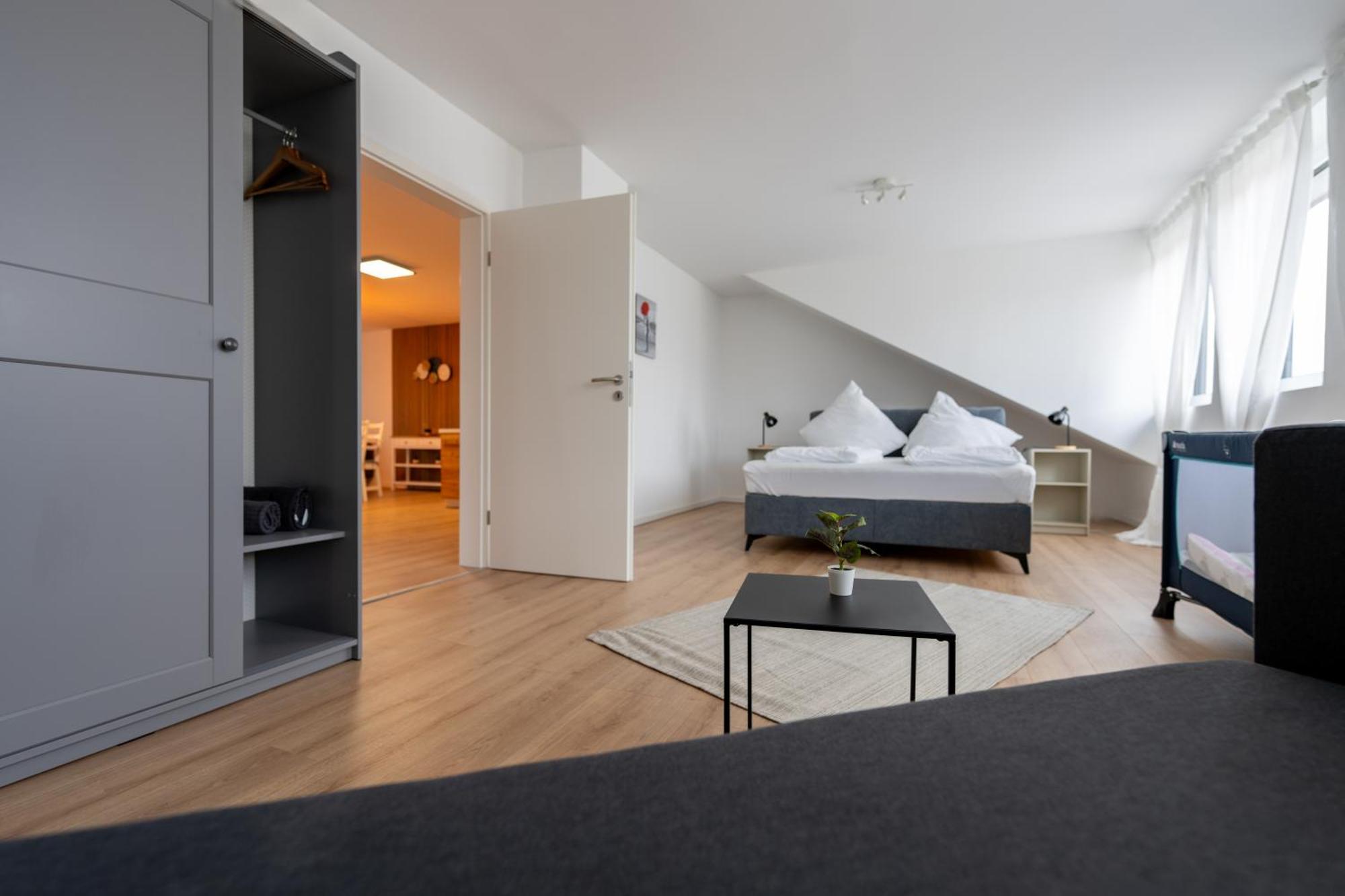 Apartment Im Dachgeschoss Plankstadt المظهر الخارجي الصورة