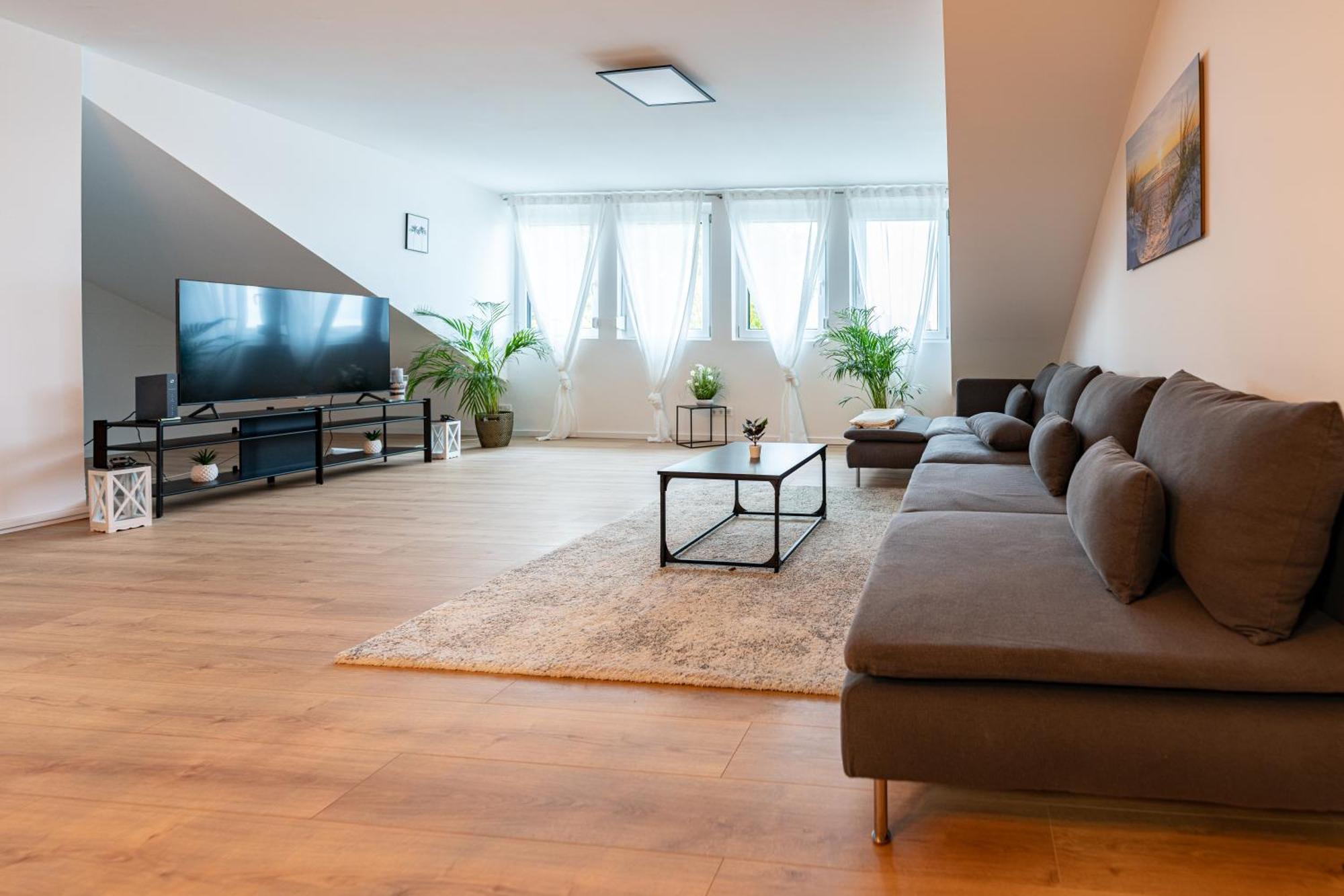 Apartment Im Dachgeschoss Plankstadt المظهر الخارجي الصورة